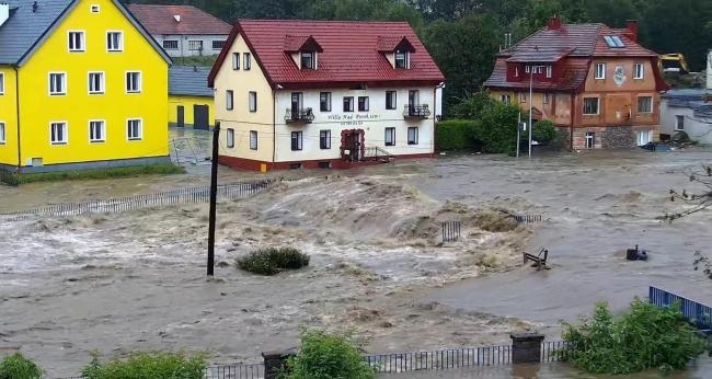 Pomoc dla Lądka Zdroju