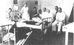 Badanie codzienne – rok 1935 (fot. archiwum)